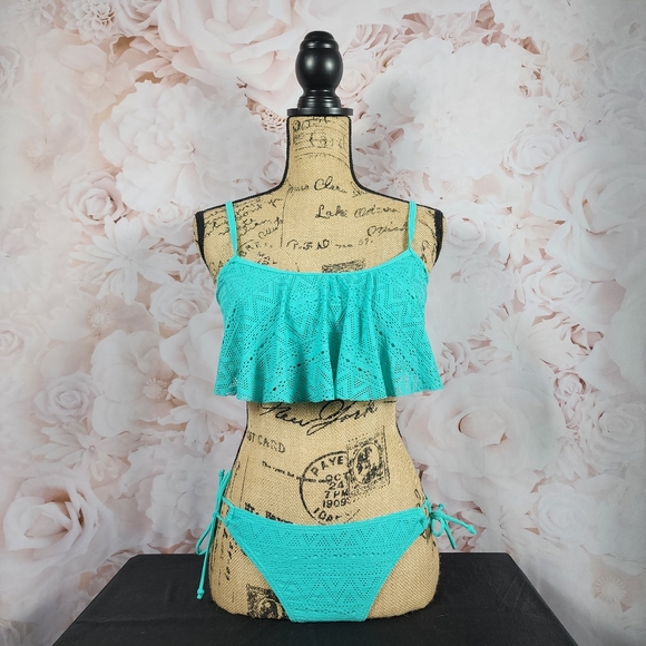 Turquoise Ruffle Flounce Matching Bikini Set - Picture 2 of 9